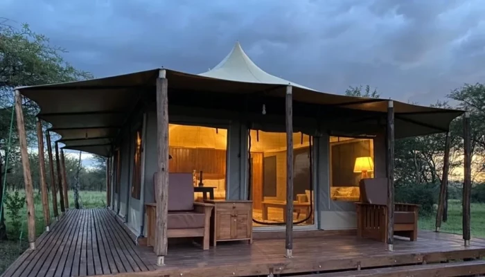 Into Wild Luxury Tented Serengeti